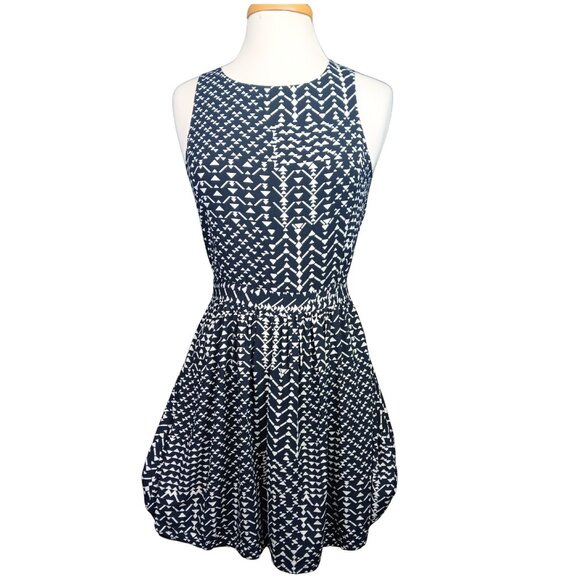 Cotton On Women's A-Line  Mini Dress  Geometric Design  Sz S Black and White - Picture 3 of 7